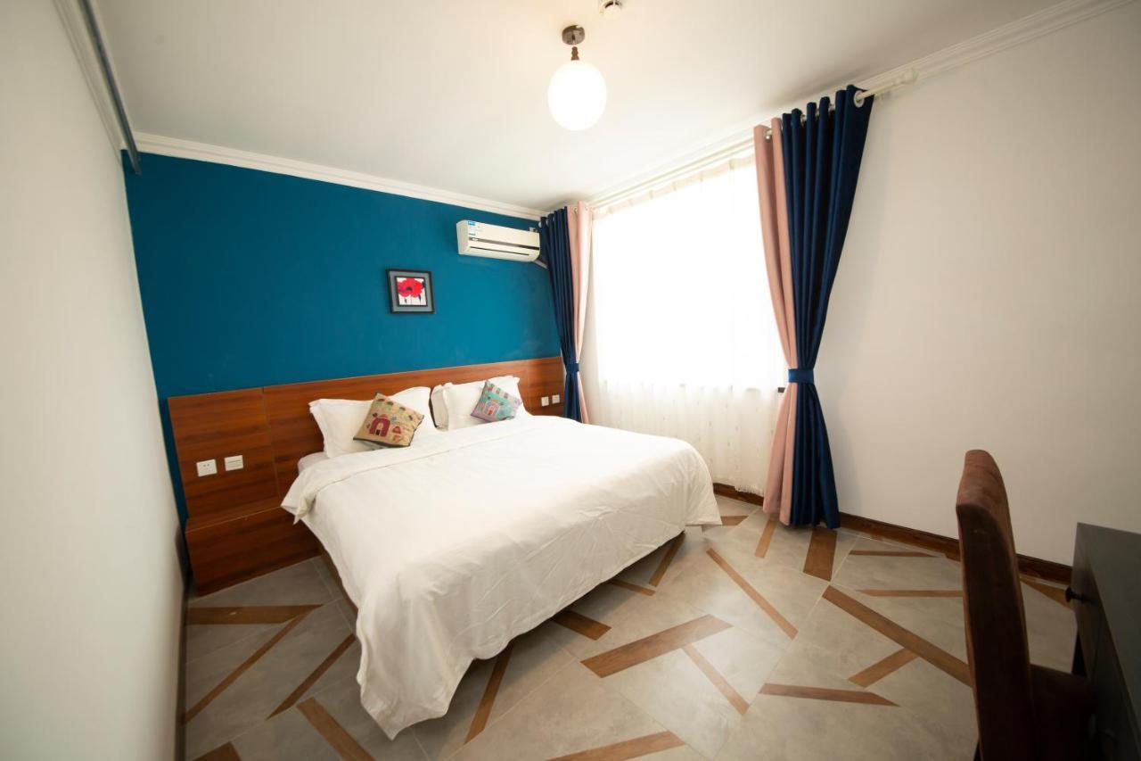 Ou Lu Business Hotel Čching-tao Exteriér fotografie